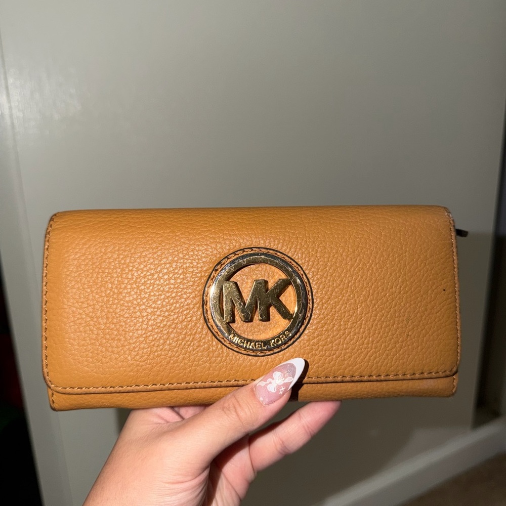 Michael Kors Gold Logo Tan Wallet